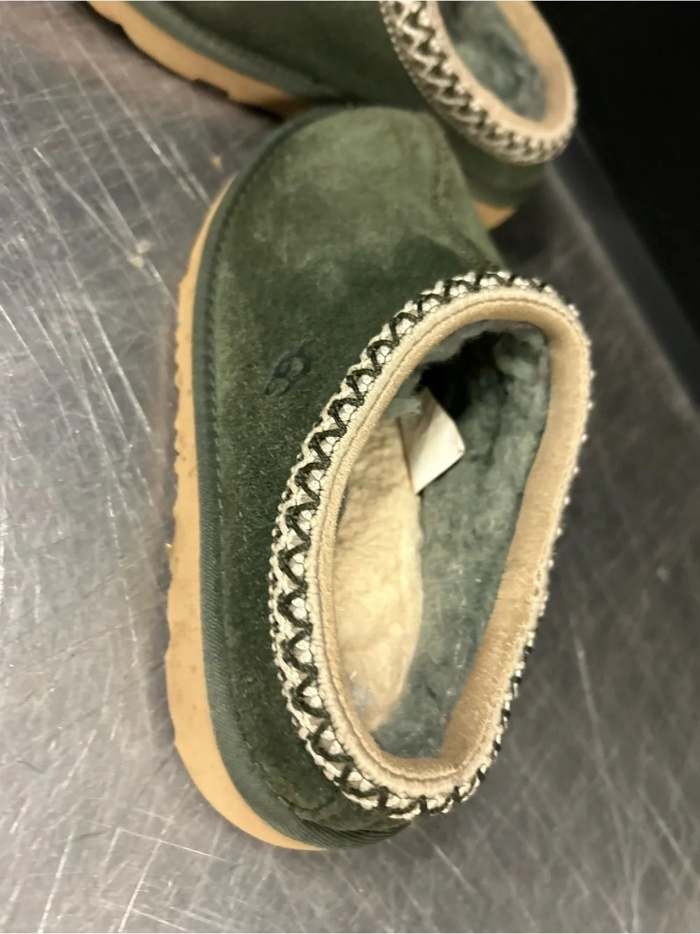 Ugg Sandals Size 2 Girl